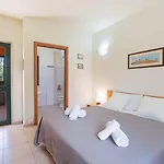 La Piana Degli Ulivi Bed & Breakfast