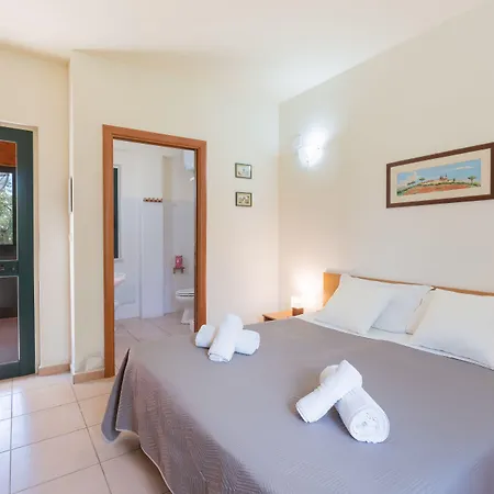 La Piana Degli Ulivi Bed & Breakfast