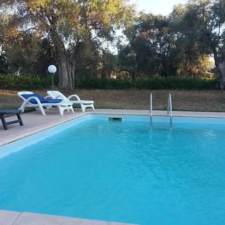 Bed & Breakfast La Piana Degli Ulivi 4*