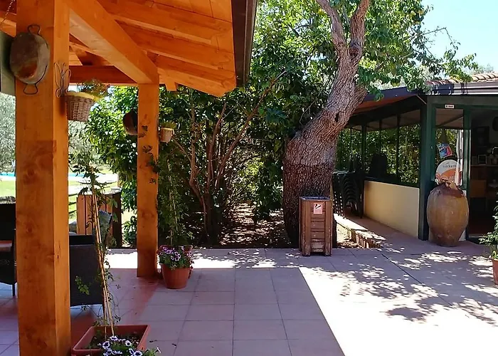 Alojamento de Acomodação e Pequeno-almoço La Piana Degli Ulivi 4*